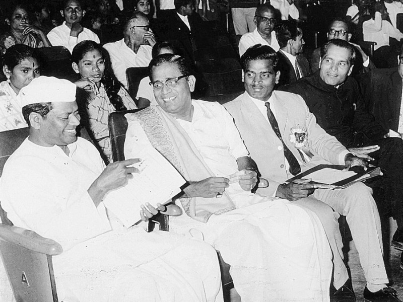 With Politicians - Felicitation At Calcutta, D.Sanjeevaiah And GH